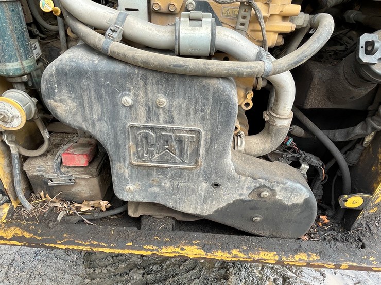 caterpillar-259d-image-30