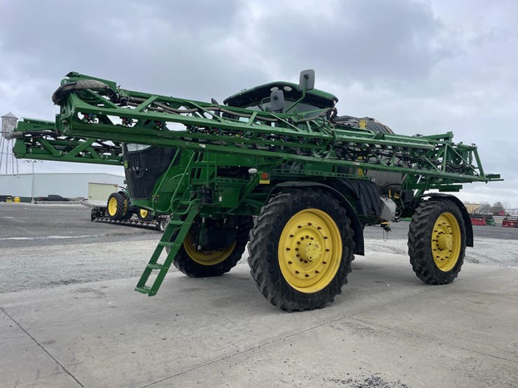 2018-john-deere-r4045-image-8