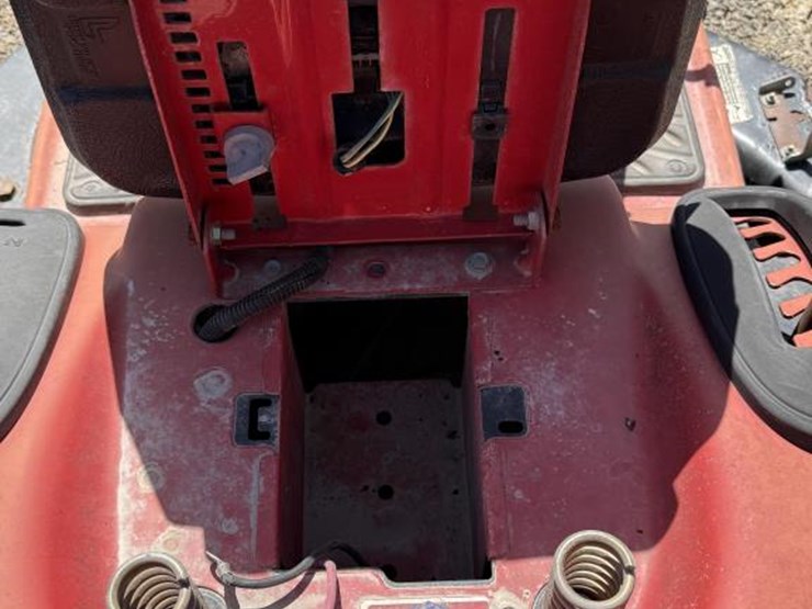 troy-bilt-bronco-image-8