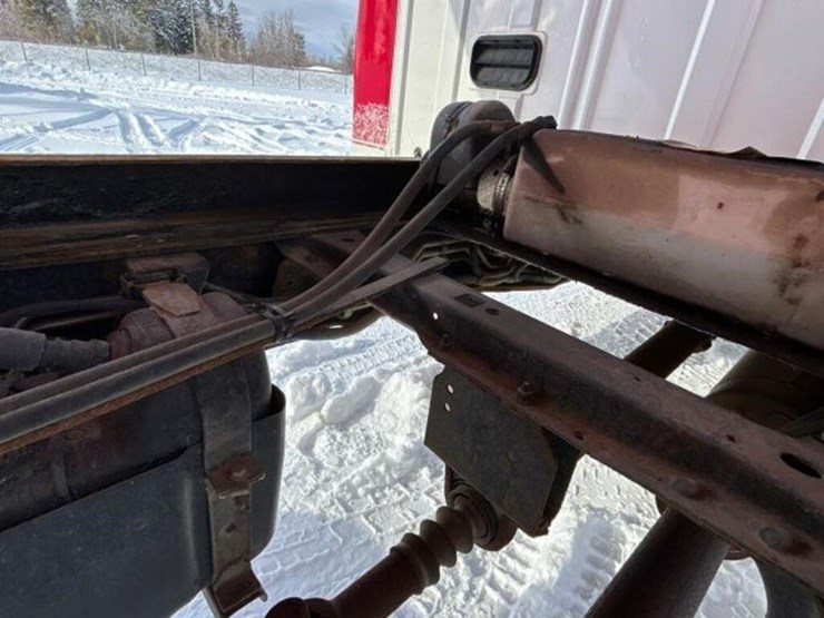 2015-ford-f550-xl-image-74