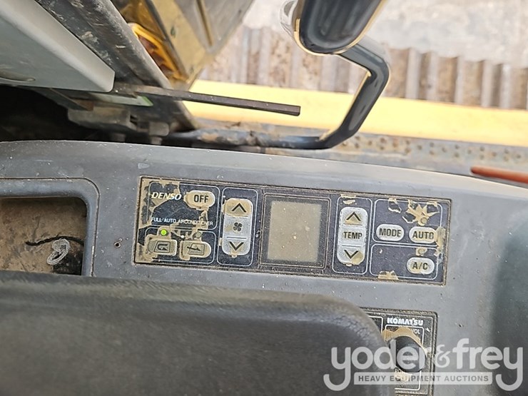 2003-komatsu-pc270-7-image-45