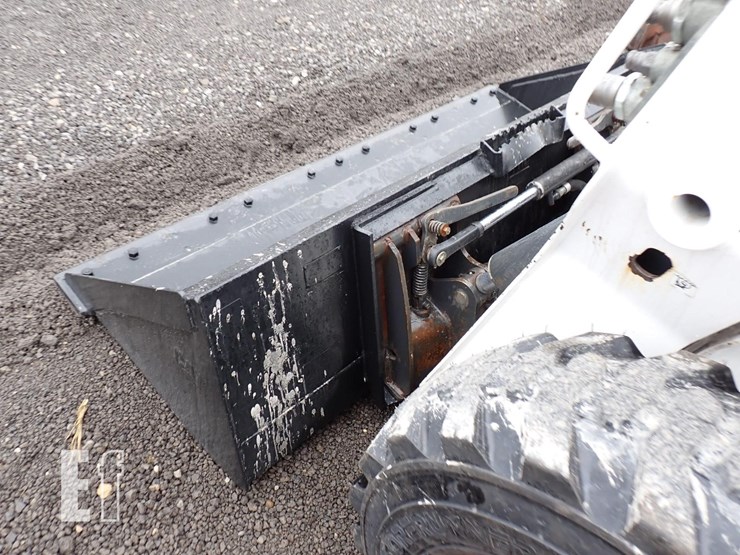 2016-bobcat-s650-image-12