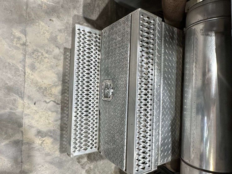 2007-peterbilt-379-image-60