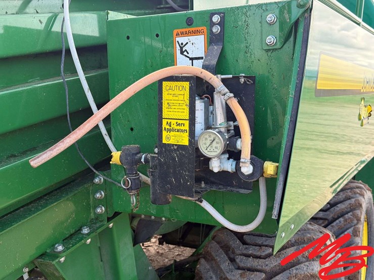 2022-john-deere-l341-image-19