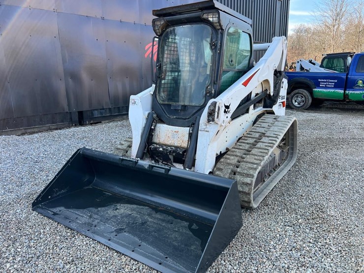 2020-bobcat-t770-image-2