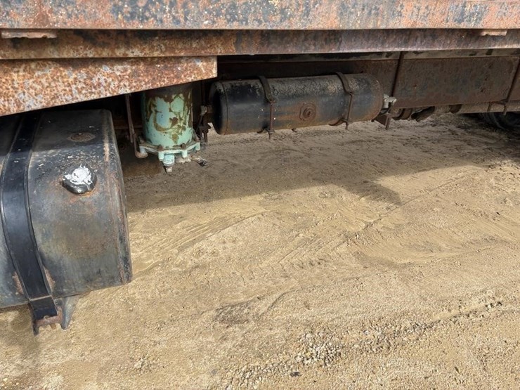 1994-international-4900-image-4