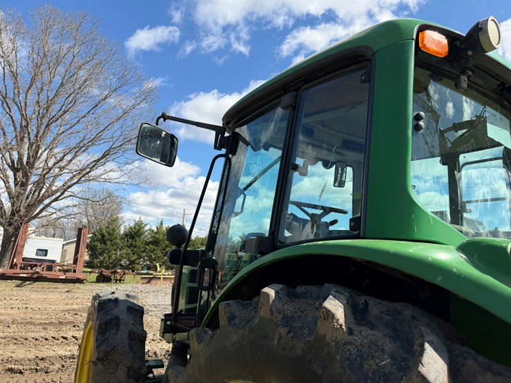 2012-john-deere-6430-image-22