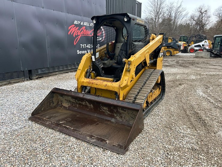 2015-caterpillar-249d-image-9