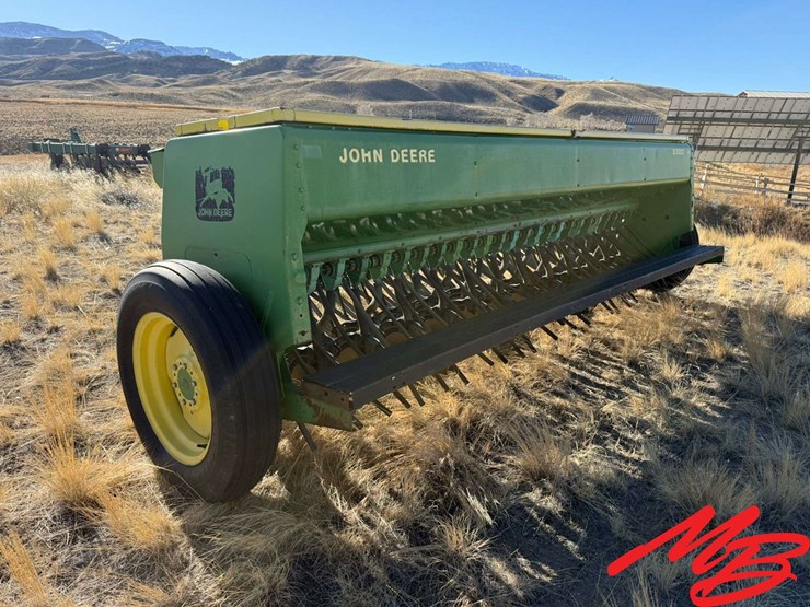 john-deere-8300-image-7