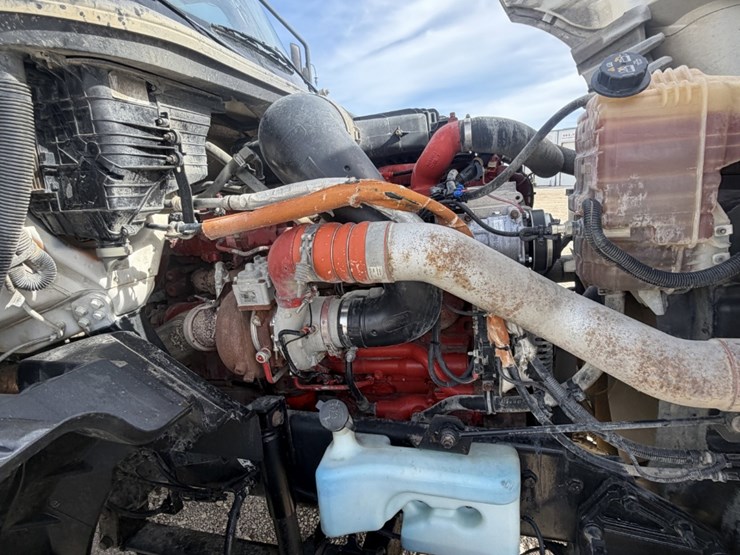 2018-international-lt-image-14