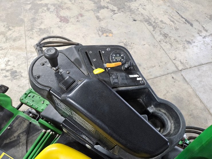 john-deere-7500-image-24