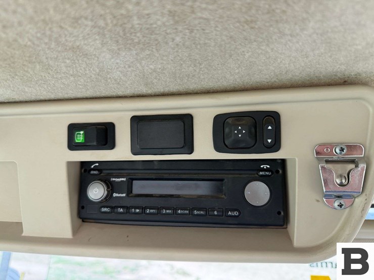 2021-john-deere-9570rt-image-88