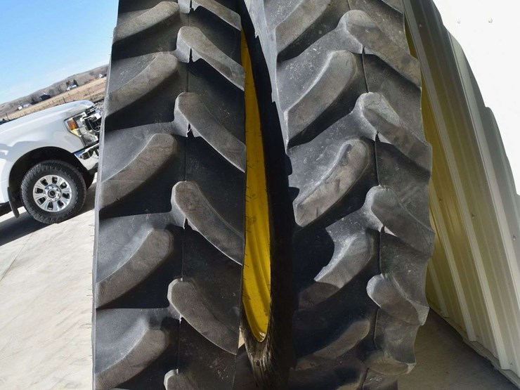 john-deere-r4038-image-4