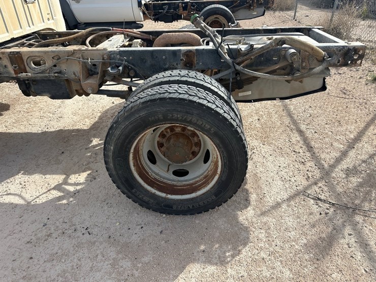 2012-ford-f550-image-5