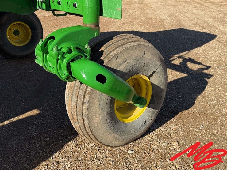 2024-john-deere-w260r-image-11