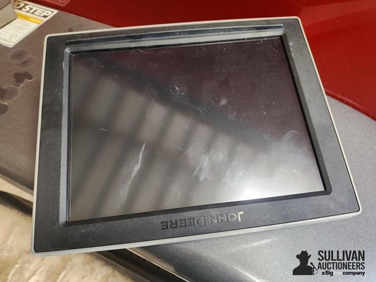 john-deere-10-image-2