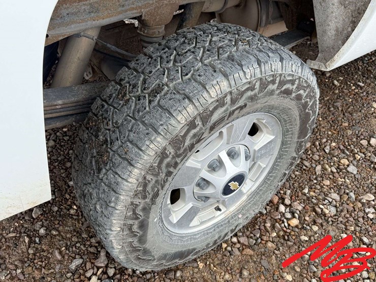 2014-chevrolet-2500-image-11