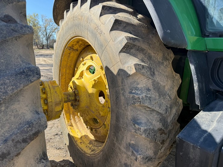 2008-john-deere-8130-image-17