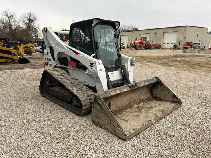 2023-bobcat-t870-image-6