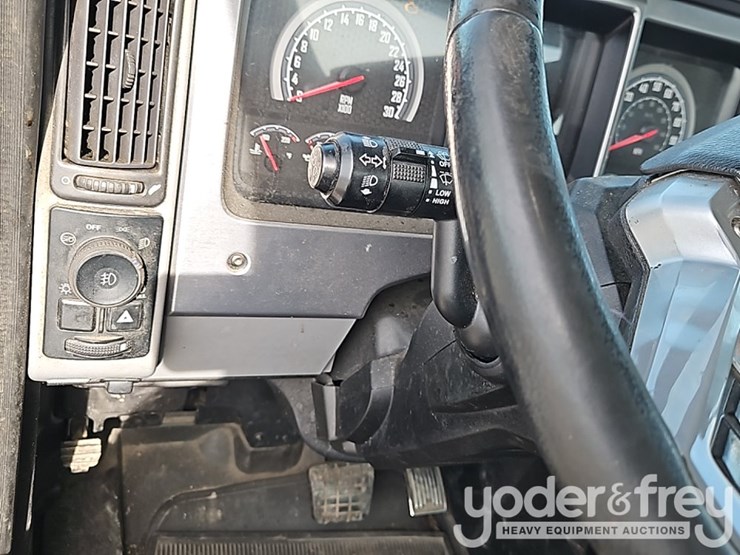 2021-mack-anthem-image-37