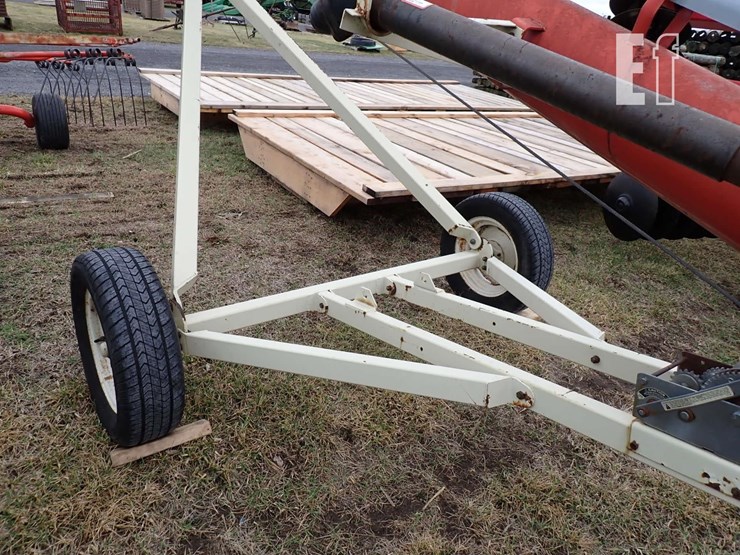 buhler-farm-king-1031-image-5