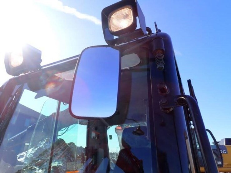 2021-kubota-kx080-4-image-60