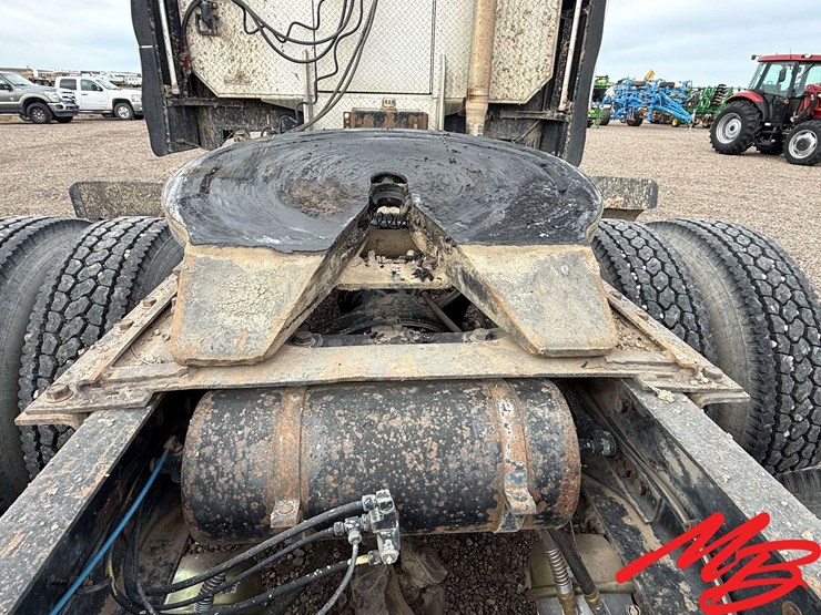 1993-caterpillar-10-image-11