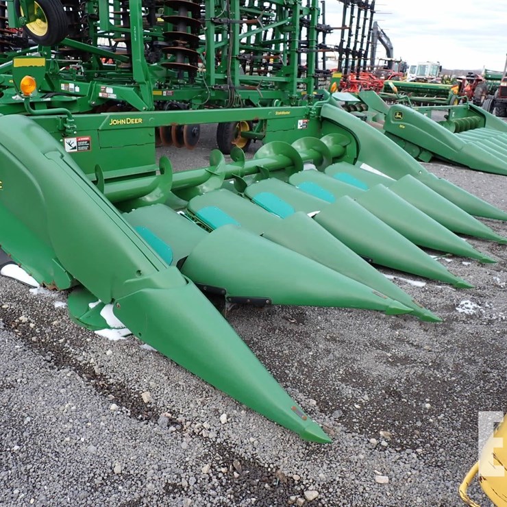 2008 JOHN DEERE 606C