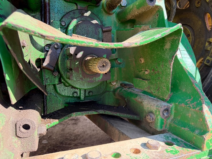 2007-john-deere-8230-image-56
