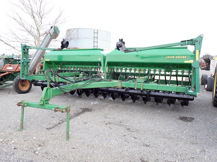 john-deere-1560-image-1