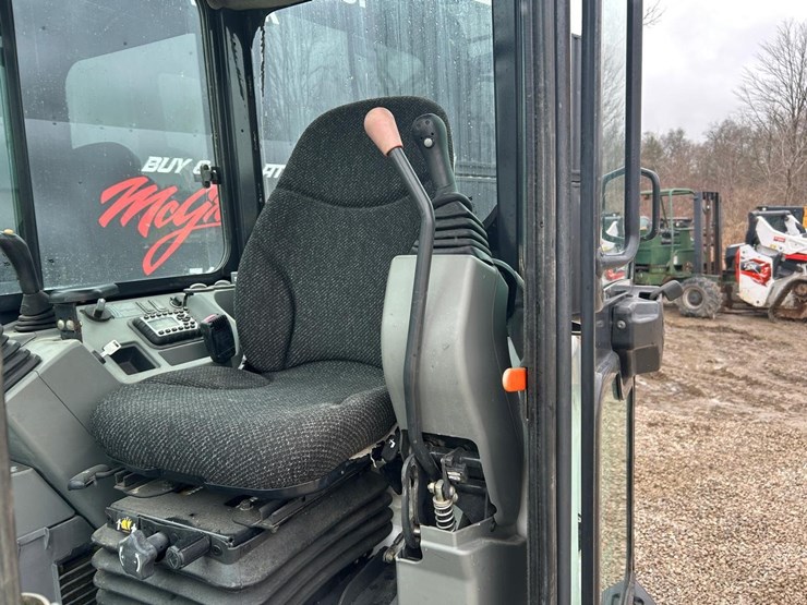 2016-bobcat-e50-image-18