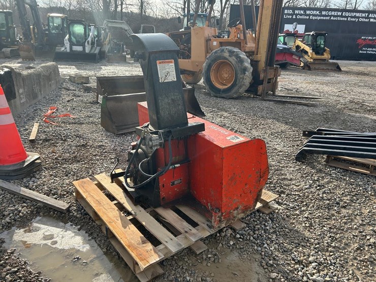 kubota-f2690-image-3