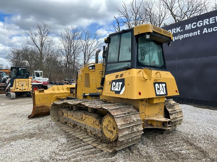 2015-caterpillar-d6k2-lgp-image-2