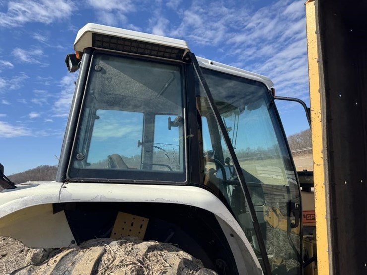 new-holland-7740-image-8