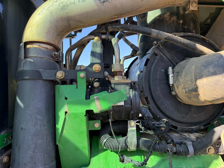 2008-john-deere-8130-image-40