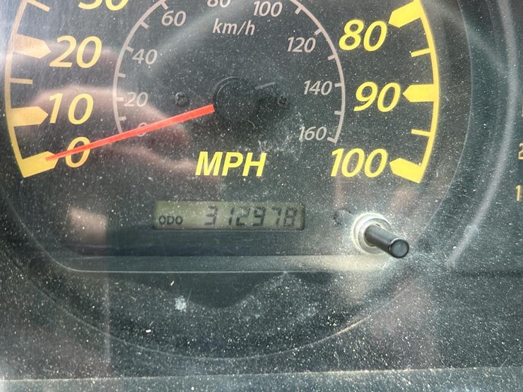 2007-gmc-w4-image-19