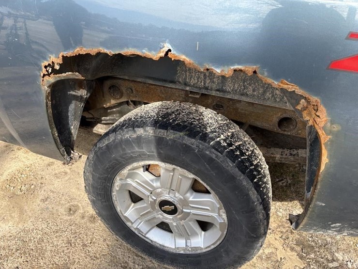 2013-chevrolet-1500-image-11