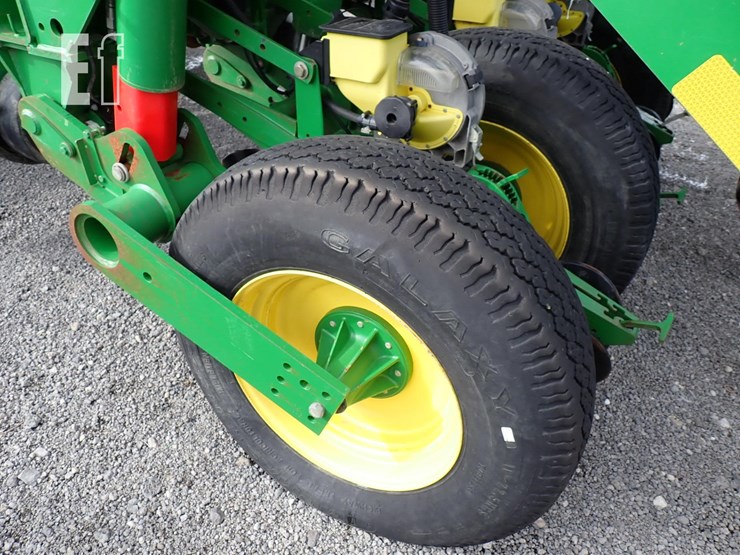 john-deere-1790-image-14