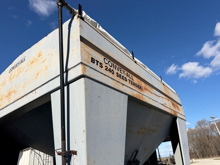 2004-convey-all-bts240-image-52