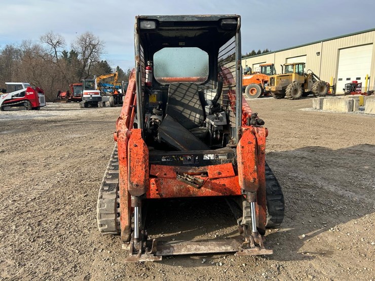 2015-kubota-svl75-2-image-7