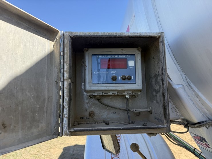 2012-troxell-tanker-image-10