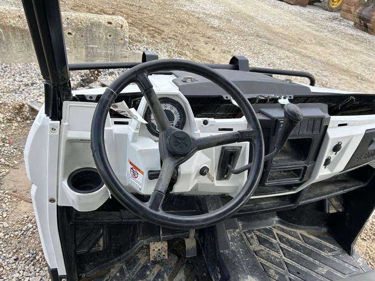 2018-bobcat-3400xl-image-13