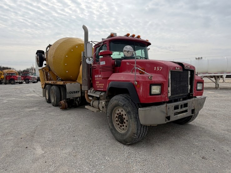1999-mack-mixer-image-2