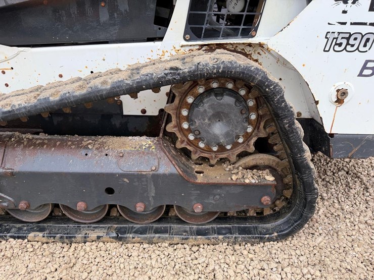 2018-bobcat-t590-image-19