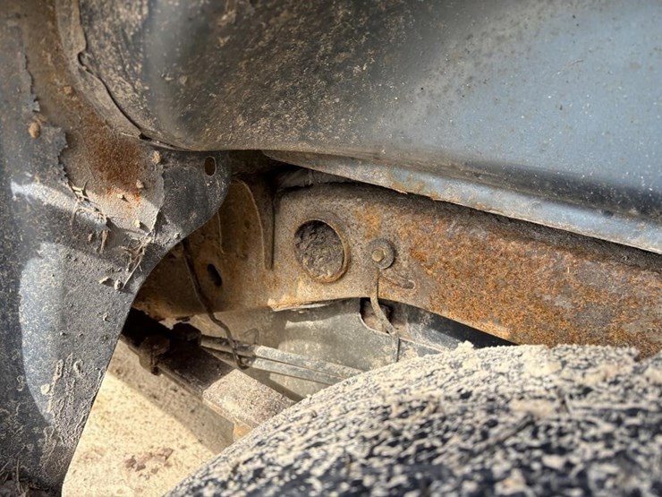 2013-chevrolet-1500-image-12