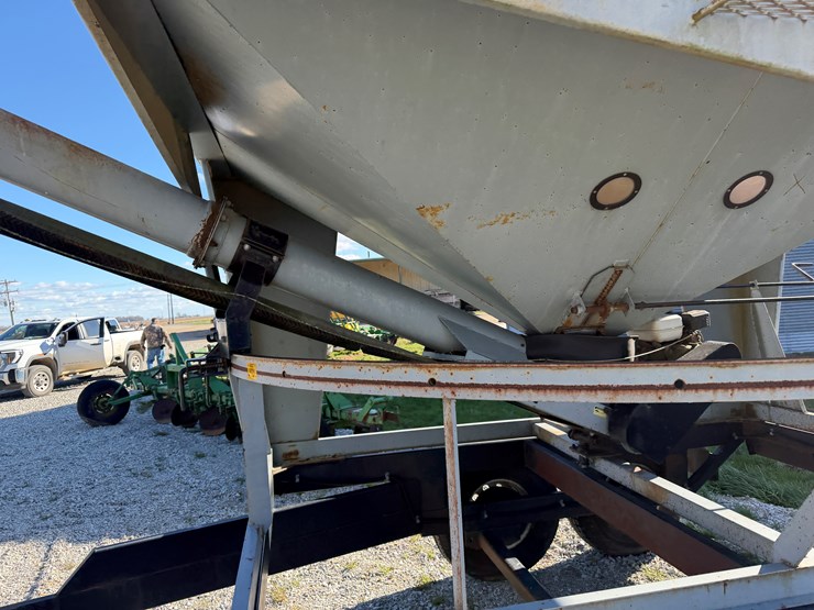 2004-convey-all-bts240-image-24