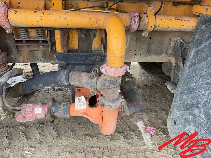 1985-international-s2500-image-19