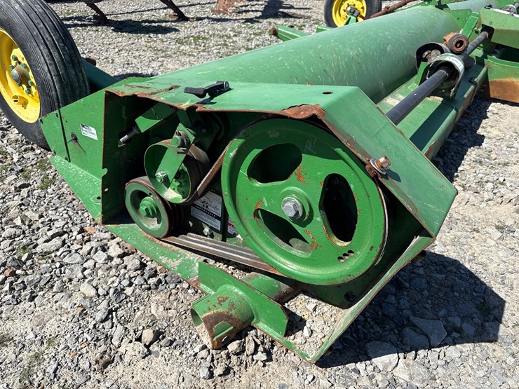 john-deere-520-image-22