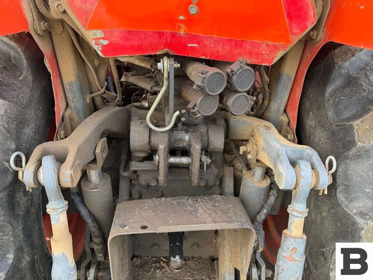 2014-kubota-m8540n-image-18