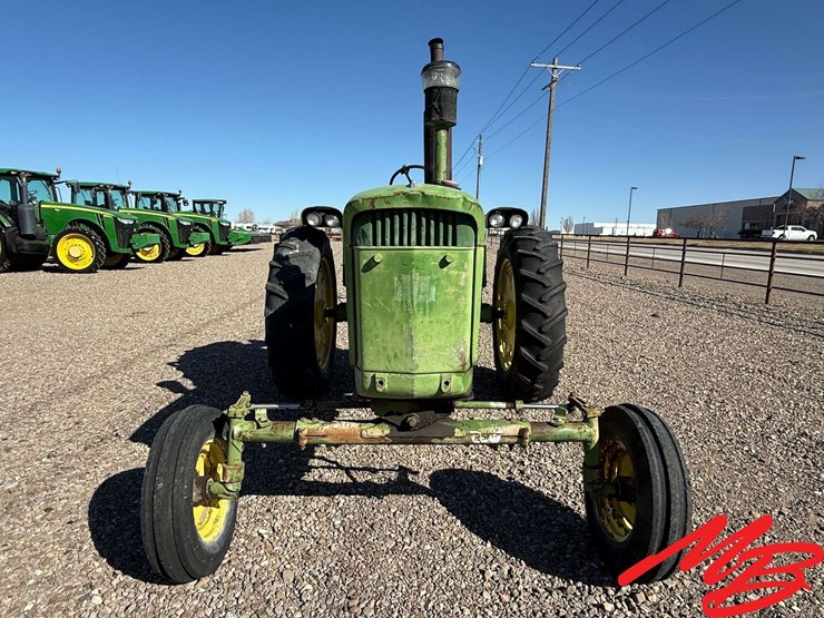 john-deere-3010-image-5